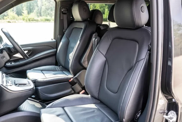 Mercedes_VClass__0041